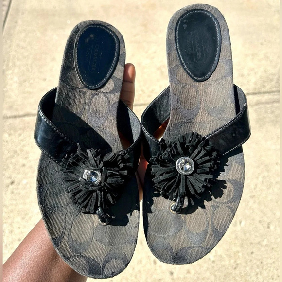Coach Suki‎ flip flops size 8.5 black - Picture 9 of 11